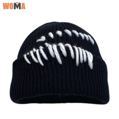 WOMA หมวกขนสัตว์ หมวกไหมพรมหล่อ หมวกวินเทจ อินเทอร์เน็ตที่มีชื่อเสียงมือเย็บหมวกถัก หมวกคลุมไหล่ป้องกันหูหนาสําหรับฤดูใบไม้ร่วงและฤดูหนาว