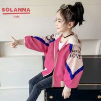 SOLANNA เสื้อโค้ทเด็กญ แจ็คเก็ตสำหรับเด็กผู้หญิง การออกแบบตัวอักษรแฟชั่นสไตล์เกาหลี เสื้อกันลมมีฮู้ดผ้าฝ้ายทรงหลวมสำหรับเด็กผู้หญิง23826