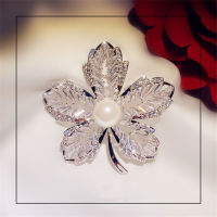 Brooches For Women Freshwater Pearls Bead Cubic Zirconia Flower Brooch Pin Bridal Wedding Engagement Temperament Accessories