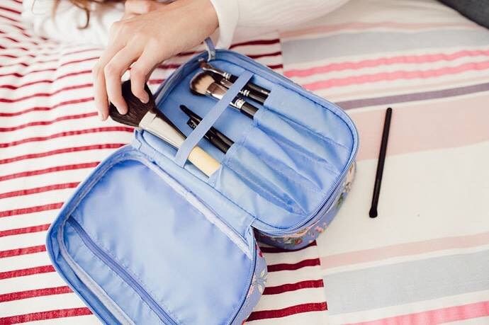 กระเป๋าใบเล็ก-กระเป๋าเก็บเครื่องสำอางค์-yumikim-กระเป๋าจัดเก็บ-เครื่องสำอางค์-กระเป๋าเก็บเครื่องสำอางค์-กระเป๋าเก็บของ