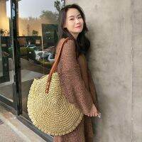 ▦☃ Holiday beach shoulder bag round popularity straw Tote Bag