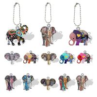 NEW Resin Elephant Pendant Keychains Acrylic Animal Beaded Chains Car Keyring keyholders Men Women Christmas Gift Jewelry QDW08 Key Chains