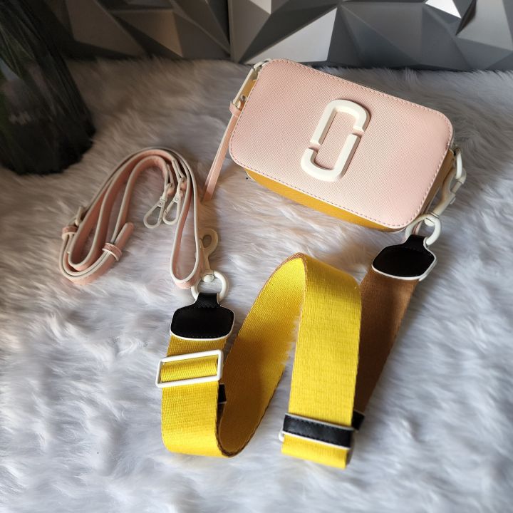 Original Ceramic Leather Snapshot Camera Crossbody Women's Bag With Pink Logo  Strap - Light Pink/Yellow