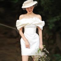 French satin light wedding dress 2023 new Hepburn style person going out gauze photo retro high-end sense