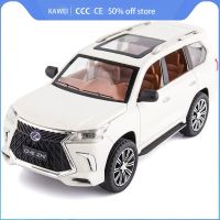 ของเล่น1:24รถจำลอง Lexus 570อัลลอยเสียงและไฟดึงด้านหลังของตกแต่งรถโลหะโมเดลของเล่นสำหรับเป็นของขวัญของสะสมของเด็กผู้ชาย