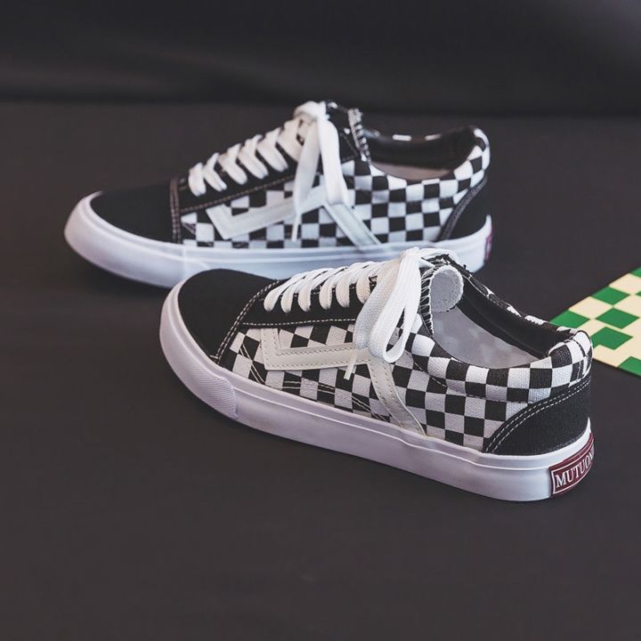 black-and-white-checkerboard-canvas-shoes-male-han-edition-male-students-2023-new-tide-shoes-joker-sandals