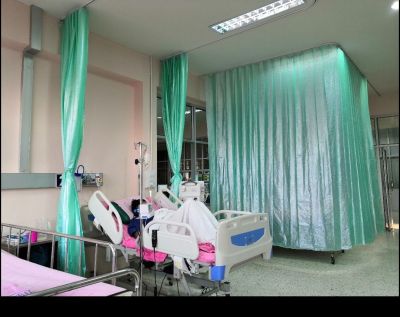 ม่านกั้นเตียงผู้ป่วย ม่านโรงพยาบาล ม่านพลาสติกโรงพยาบาล กว้าง1.00 เมตร สูง1.80 ม.และ2.10 ม. สั่งขนาดพิเศษได้ ไม่แถมห่วง ยี่ห้อ CRYSTAL