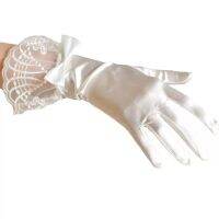 ▪✸ Bridal Wedding Satin Gloves Short Lace Butterfly