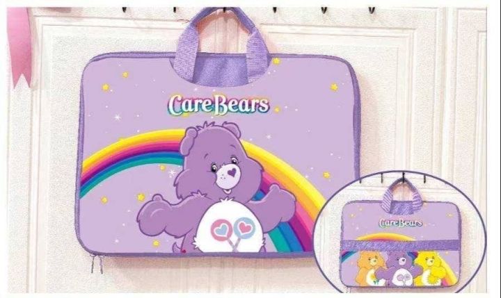 กระเป๋า-care-bears-ใส่-notebook-ipad-งาน-sanrio-หนัง-pu-ลายน่ารัก-มีช่องแบ่งหลายช่อง-ด้านหลังมีช่องสอดกระเป๋าล้อลากได้-12-9-14