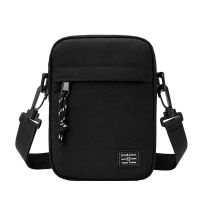 [Pocket world] กระเป๋าสะพายหลังแบบ Crossbody ไหล่