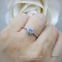 แหวนเพชร ประดับคริสตัลแท้ ทรงเพชรกลม Round Brilliant Shape ล้อมเพชรละเอียด แหวนผู้หญิง แหวน เครื่องประดับ RI004 ValueJewelry