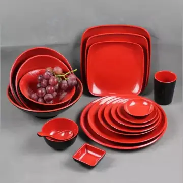 Square red dinner clearance plates