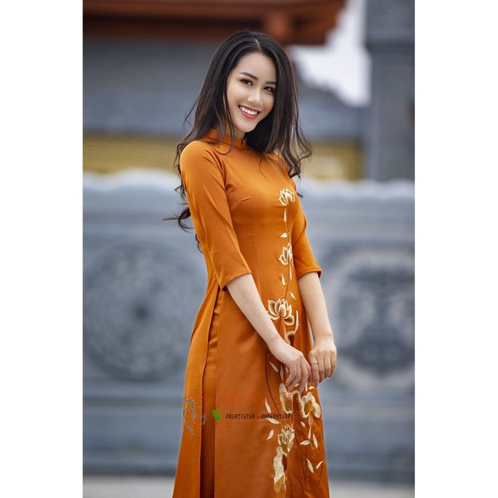 innovative-ao-dai-for-temple-ceremonies-with-embroidered-pattern-2cm-neck-with-missed-sleeves-the-whole-set