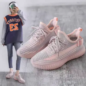 Adidas yeezy hotsell boost in pink