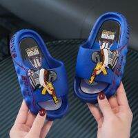 Children summer slippers in the bathroom anti-skid home boy cuhk TongBaoBao little boys cool slippers to eat chicken