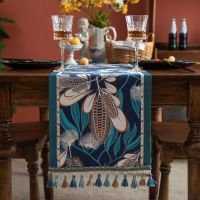 Luxurious Jacquard Blue Contrast Color Table Runners for Dining Table Decoration Home Tea Coffee Table Runner Table Cover TV Cabinet Bed Runner