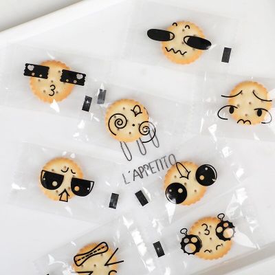 100 Pcs Mini 4.5x7.5cm Cartoon Cute Face 8 Pattern in 1 Transparent Button Biscuit Packaging Cookie Snack Machine Sealing Bag