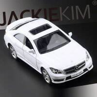 A1:36 Benz CLS C63 AMG จำลองสูงโมเดลรถยนต์หรูหราล้อแม็กยานพาหนะรุ่นรถเก็บของเล่นสำหรับเด็ก A57M