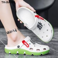 Paragraphs with hole shoes men of life beach slippers 2023 summer thick bottom non-skid deodorization