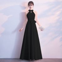 Golf Gear Black evening dress long 2023 new elegant banquet host halter neck slimming celebrity party dress for women