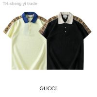 【เสื้อโปโล】  Gucci เสื้อโปโลแขนสั้นแฟชั่นเนื้อผ้าฝ้ายสะท้อนแสงสําหรับผู้หญิงและผู้ชาย gift gift