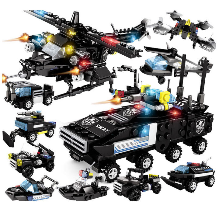 Bạn đang cần tìm một đồ chơi lắp ráp kiểu lego đầy hấp dẫn? Xem hình ảnh liên quan để thấy một mô hình của xe tăng và cảnh sát SWAT cực kỳ chi tiết và đáng yêu sẽ làm bạn mê mẩn!
