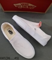 รองเท้าผ้าใบ Vans Slip on แบบสวมไม่มีเชือก สีดำ และสีขาว มีไซส์ 36 ถึง 45 รับประกันสินค้าตรงปกแท้ 100%