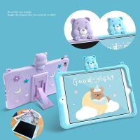 For iPad 10.2 Gen9 Gen8 Gen7 Gen6 Pro 11 12.9 2020 2021 10.5 9.7 2018 2017 Air 5 4 3 2 ipad9 iPad5 iPad6 mini 1 2 3 4 mini5 mini6 เปลือก Cartoon หมีน่ารัก Soft TPU Case เคสซิลิโคน