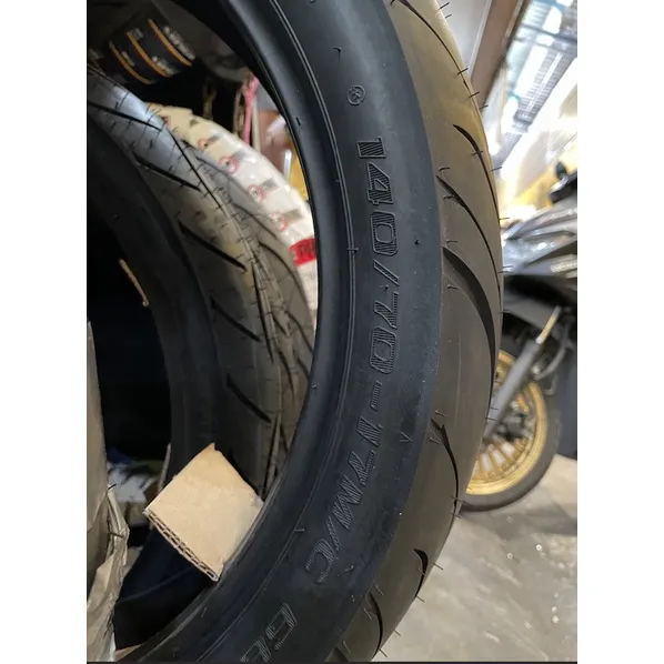 Shinko Verge 016 Tubeless Tire (Free Pito, Sealant, Sticker) | Lazada PH