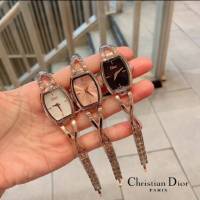 นาฬิกา นาฬิกาข้อมือผู้หญิงDiorพร้อมกล่องแบรนด์ สายเลส หน้าปัด 32 mm สินค้าตรงตามภาพ 100% มีให้เลือก 3 แบบ