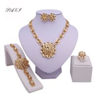 【lz】◙♘﹉  Fani Nigéria Bridal Jewelry Sets Mulheres Banhado A Ouro Brincos Pingente Set Alta Qualidade Africano Wedding Jewellry Acessórios