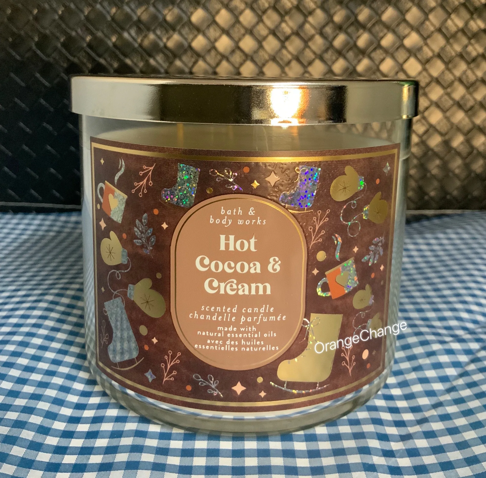 bath and body works spiced gingerbread swirl candle