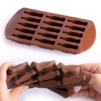 15 Grid Coke Bottle Shape Ice Freezing Mold Tray Ice Cream Maker Yogurt Bar Wine Tools