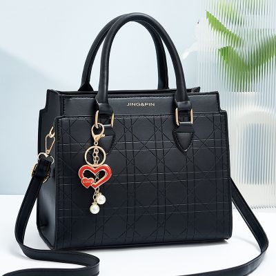 2021 summer new tide female bump color pack bags fashionable love deserve to act the role of female bag worn one shoulder bag