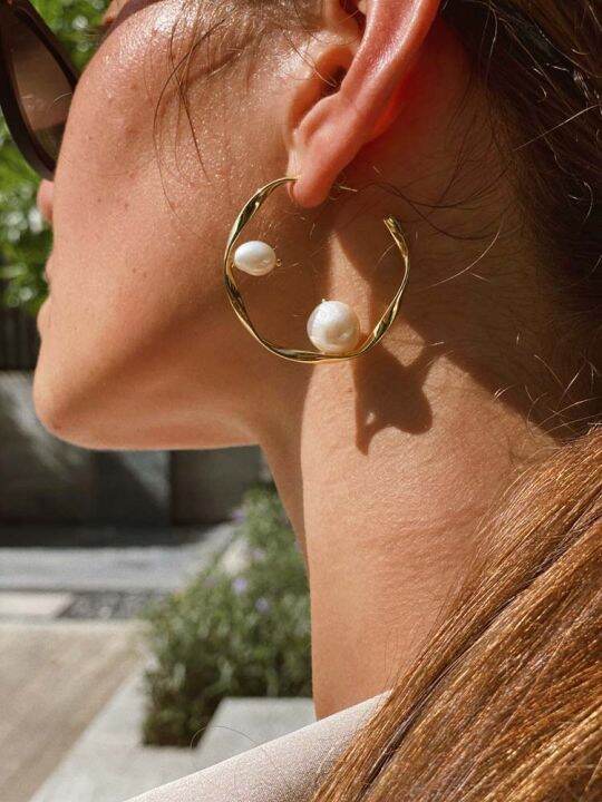 haus-of-jewelry-moana-cari-hoop-earrings-ต่างหูเงินแท้-ประดับมุกน้ำจืด-freshwater-pearl
