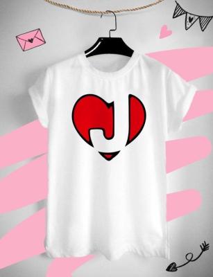 เสื้อยืดอักษรหัวใจ อักษร J ต้อนรับวันวาเลนไทน์ วันแห่งความรัก ด้วยเสื้อยืด Valentine สีสันสดใส ใส่สบาย ไม่ยืด ไม่ย้วย