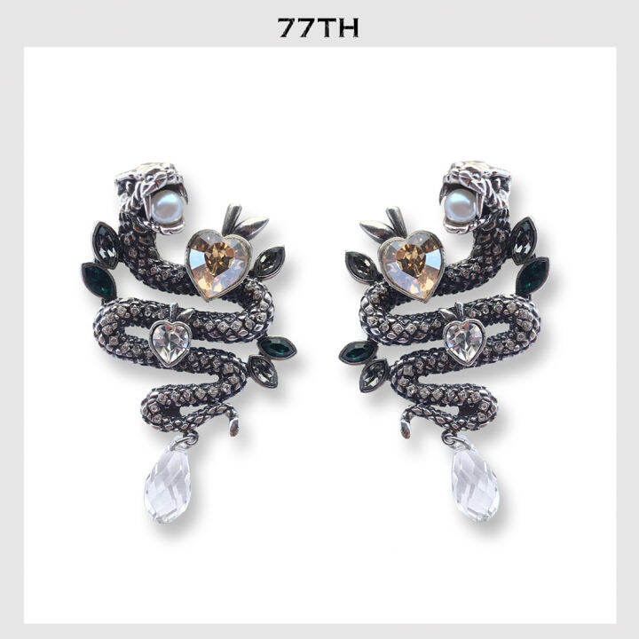 77th-sririta-x-77th-crystals-from-swarovski-collection-serpent-earrings-silver-ต่างหู-ศรีริต้า-x-77th-คริสตัลสวรอฟสกี้-สีเงิน