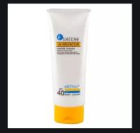 Sheene UV Protector Body Lotion SPF 40 Pa++โลชั่นกันแดดสำหรับผิวกาย สูตรออยล์ฟรี