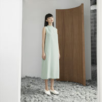 PRE-ORDER 2 WEEKS : DOTLINEPLAIN / NINETEEN DRESS - SAGE