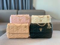 กระเป๋า LYNรุ่นTrinity Medium Crossbody Handbag outlet แท้ %ทรงคุณหนู สวยเรียบหรู