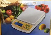 เครื่องชั่งน้ำหนักชั่งได้สูงสุด10 Kg. ระบบดิจิตอล Sf-400A - White