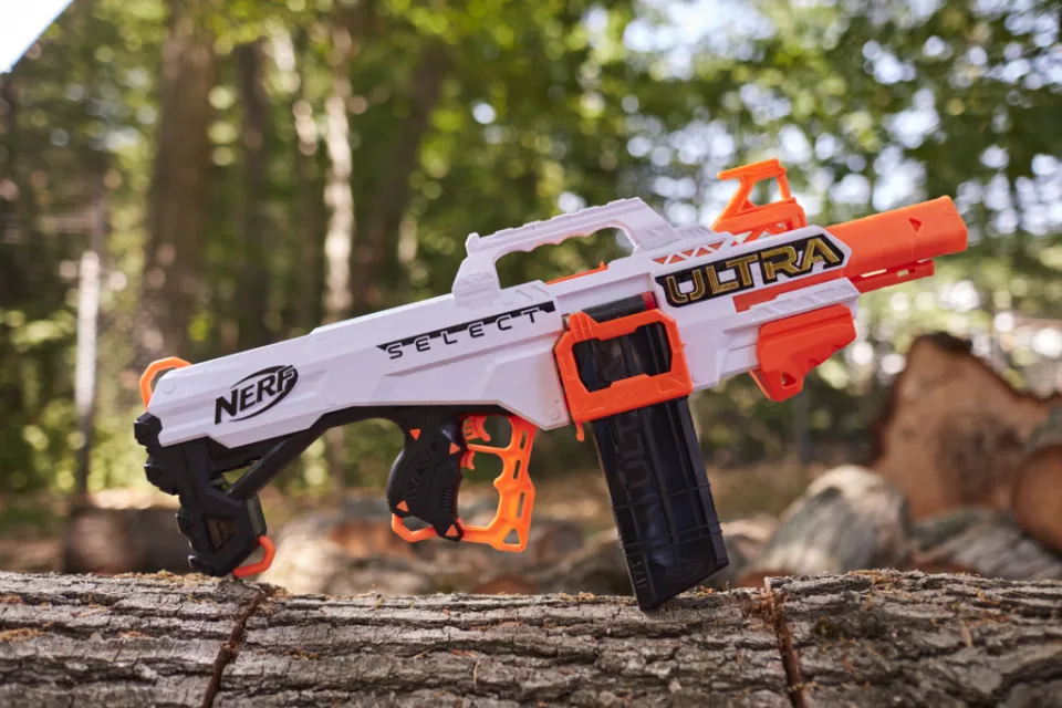 Nerf Ultra Select Fully Motorized Blaster, Fire 2 Ways, Action Toy with 2  Clips and 20