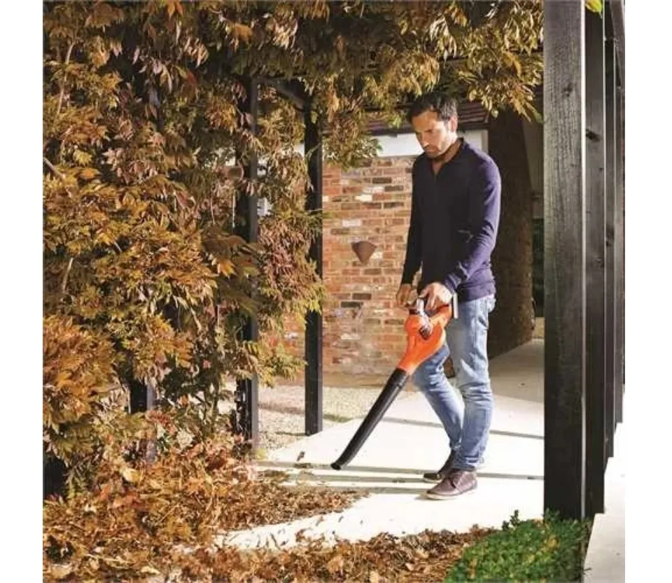 BLACK & DECKER GWC1820PCF-B1 18V Leaf Cordless Blower