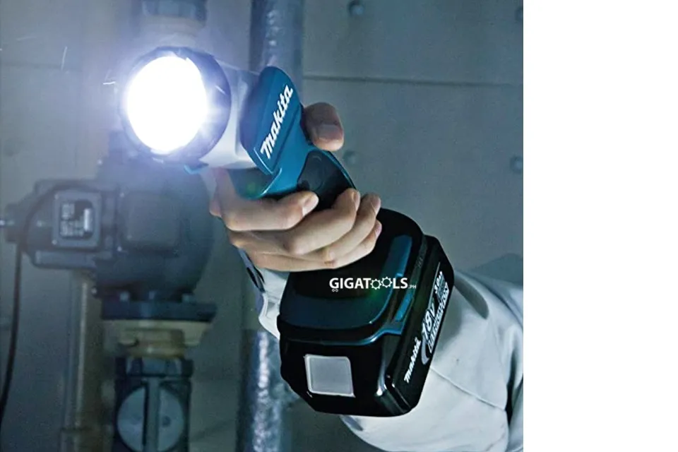 Makita DML815 18V LXT Lithium-Ion Cordless LED Flashlight Bare Tool Only  BATTERY AND CHARGER NOT INCLUDED CRDLSWRKLT MAK18V  [GIGATOOLS] Lazada PH