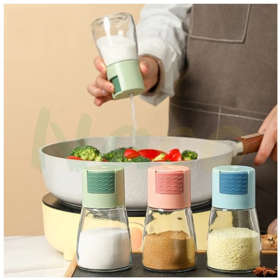 Push -Type Salt Shaker 0.5g Metering Salt Dispenser Seasoning