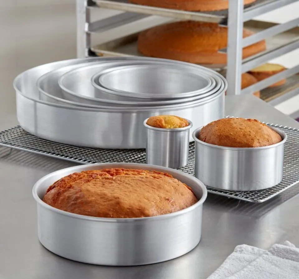 Jua Kali Baking Tin - Round - Quality Baking & Cake Decorating