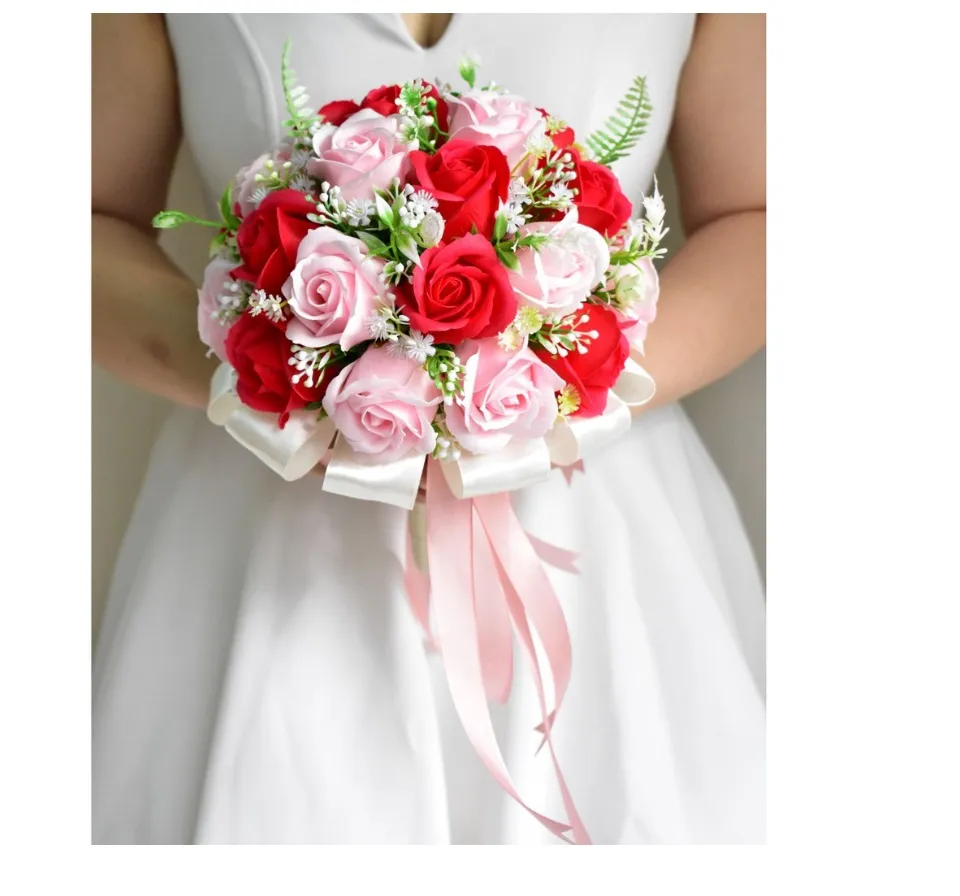 Hoa Cưới Hồng Đỏ Cầm Tay Cô Dâu Sáp Thơm Kết Hợp Màu Đỏ Hồng Bouquet Of Flowers  Wedding (Tặng Hoa Áo Chú Rể) | Lazada.Vn