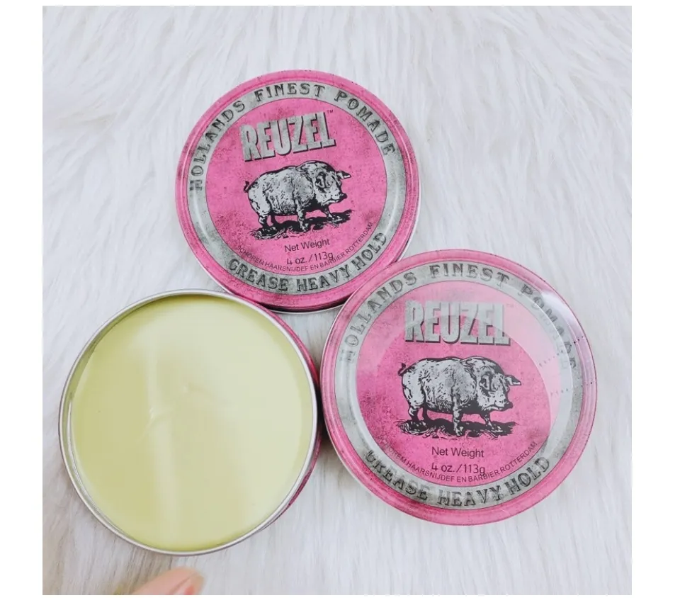 Đặt trọn niềm tin vào sự thông minh của sáp vuốt tóc Reuzel Blue Pomade tạo kiểu tóc! Với một lượng nhỏ sản phẩm, bạn có thể dễ dàng tạo kiểu cho tóc thật tuyệt vời. Hãy xem hình ảnh liên quan để hiểu thêm về lợi ích của sản phẩm này.