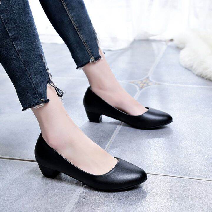 low black heel shoes