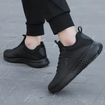 All black leather hot sale running shoes